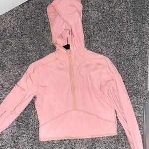 Lululemon cropped half zip